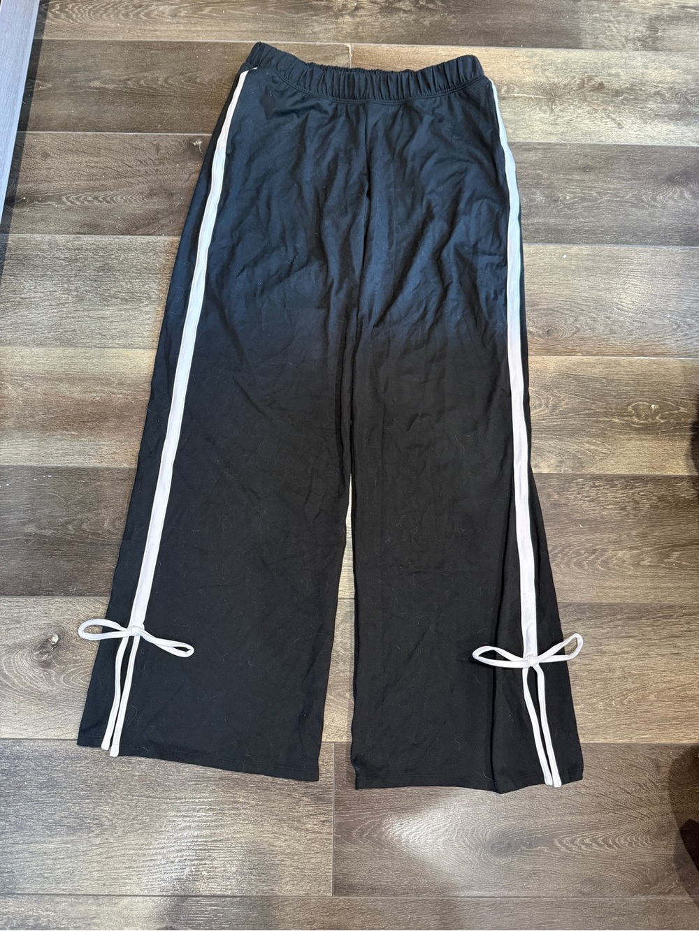 Gilly Hicks Black Wide-Leg Track Pants with White Bows & Side Stripes